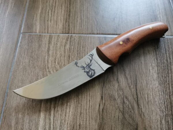 Ловен нож с гравирано острие Елен. Подарък за Мъж Ножове, Мечове ловен нож