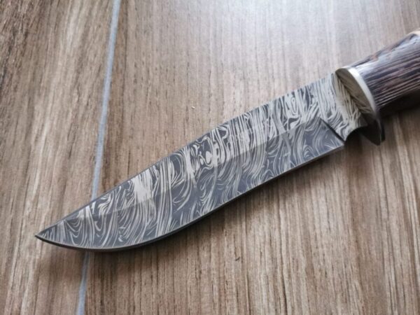 Ловен Нож с Дамасково Острие. Подарък за мъж Ножове, Мечове ловен нож 4